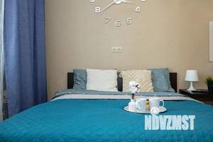 Студия квартира, посуточно, 32м2, 3/25 этаж