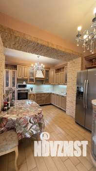 3-к квартира, посуточно, 126м2, 1/1 этаж