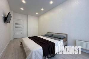 1-к квартира, посуточно, 40м2, 4/25 этаж