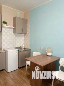 Студия квартира, посуточно, 27м2, 5/10 этаж