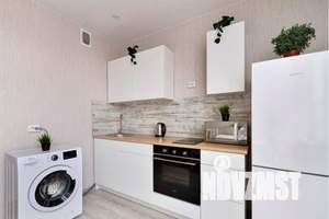 1-к квартира, посуточно, 42м2, 14/25 этаж