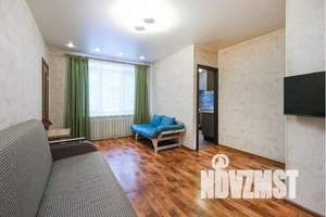 2-к квартира, посуточно, 50м2, 1/5 этаж