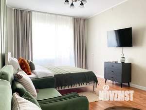 1-к квартира, посуточно, 37м2, 4/10 этаж