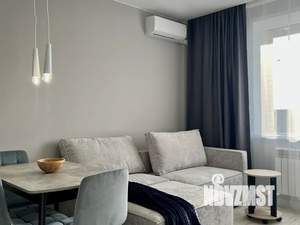 Студия квартира, посуточно, 28м2, 11/25 этаж