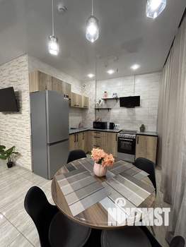 Студия квартира, посуточно, 45м2, 6/18 этаж