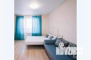 1-к квартира, посуточно, 35м2, 12/25 этаж