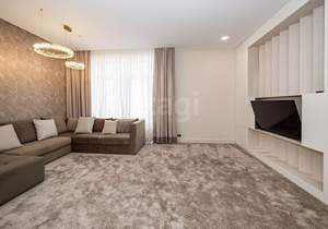 3-к квартира, на длительный срок, 105м2, 2/5 этаж