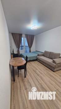 Студия квартира, посуточно, 37м2, 15/17 этаж