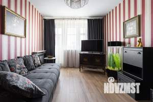 1-к квартира, посуточно, 40м2, 8/10 этаж