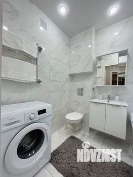 Студия квартира, посуточно, 35м2, 5/25 этаж