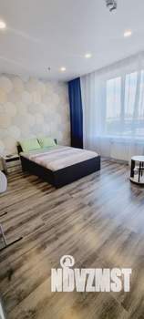 1-к квартира, посуточно, 43м2, 7/18 этаж