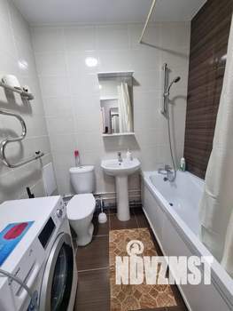 Студия квартира, посуточно, 30м2, 12/17 этаж