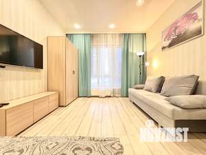 1-к квартира, посуточно, 38м2, 7/17 этаж