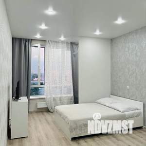 Студия квартира, посуточно, 30м2, 18/25 этаж