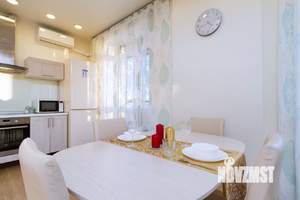 2-к квартира, посуточно, 67м2, 23/27 этаж