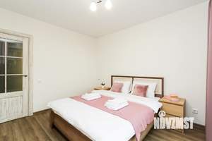2-к квартира, посуточно, 40м2, 1/1 этаж