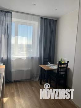 1-к квартира, посуточно, 42м2, 20/25 этаж