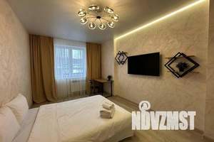 1-к квартира, посуточно, 40м2, 2/18 этаж