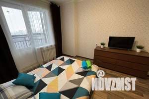1-к квартира, посуточно, 42м2, 18/27 этаж