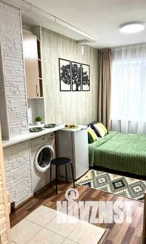 Студия квартира, посуточно, 14м2, 1/9 этаж