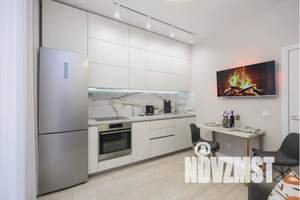 2-к квартира, посуточно, 36м2, 4/22 этаж