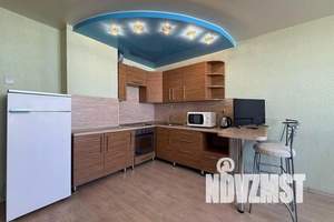 1-к квартира, посуточно, 40м2, 10/10 этаж