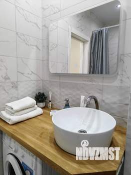 1-к квартира, посуточно, 43м2, 1/1 этаж