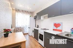 1-к квартира, посуточно, 35м2, 10/15 этаж