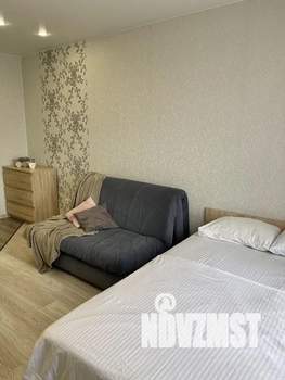 Студия квартира, посуточно, 32м2, 13/25 этаж