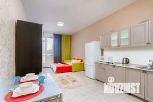 Студия квартира, посуточно, 35м2, 6/20 этаж