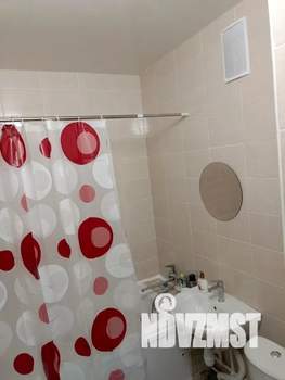 Студия квартира, посуточно, 32м2, 1/24 этаж