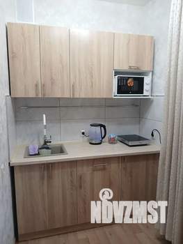 Студия квартира, посуточно, 21м2, 3/10 этаж