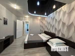 3-к квартира, посуточно, 74м2, 7/10 этаж