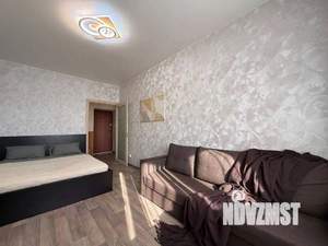 1-к квартира, посуточно, 40м2, 1/1 этаж