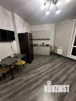 Студия квартира, посуточно, 40м2, 9/24 этаж
