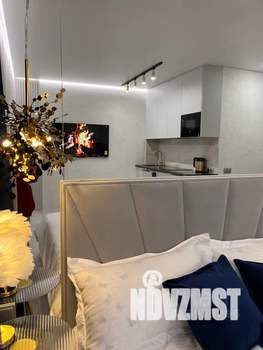 Студия квартира, посуточно, 30м2, 18/25 этаж