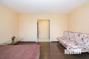 1-к квартира, посуточно, 35м2, 1/1 этаж