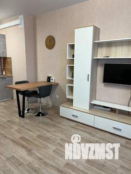 Студия квартира, посуточно, 30м2, 12/18 этаж