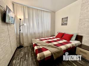 Студия квартира, посуточно, 18м2, 1/5 этаж