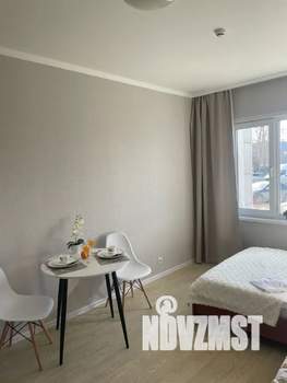 Студия квартира, посуточно, 24м2, 1/17 этаж