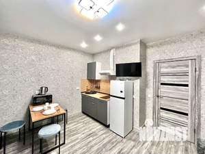 Студия квартира, посуточно, 28м2, 10/25 этаж