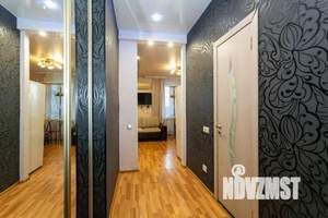 1-к квартира, посуточно, 42м2, 1/1 этаж