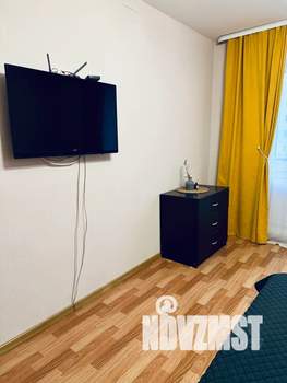 1-к квартира, посуточно, 38м2, 3/10 этаж