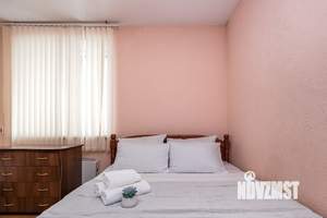 Студия квартира, посуточно, 43м2, 9/10 этаж