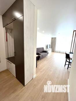 Студия квартира, посуточно, 43м2, 2/17 этаж