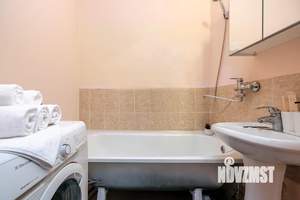 2-к квартира, посуточно, 60м2, 1/1 этаж