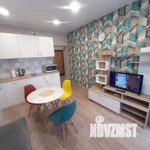 2-к квартира, посуточно, 42м2, 14/16 этаж