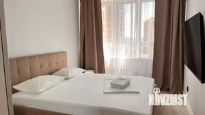 1-к квартира, посуточно, 38м2, 6/22 этаж