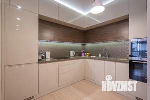 2-к квартира, посуточно, 61м2, 18/24 этаж