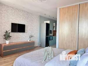 Студия квартира, посуточно, 40м2, 21/25 этаж